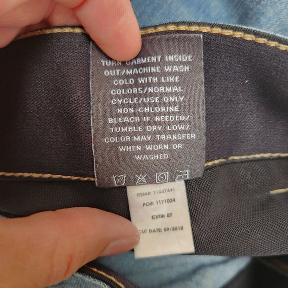 Torrid Bombshell Skinny Jeans Stretch Denim Distressed Medium Wash 16 - Picture 7 of 8